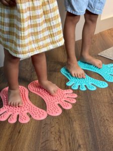 STEP Nöro Duyu Matı Pembe ve Mavi Çocuklarda Kullanım
